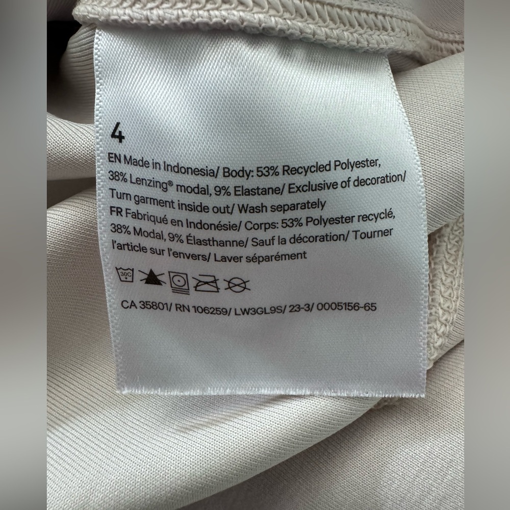 NWOT Lululemon Perfectly Oversized Cropped Crew *Softstreme - Picture 8 of 9